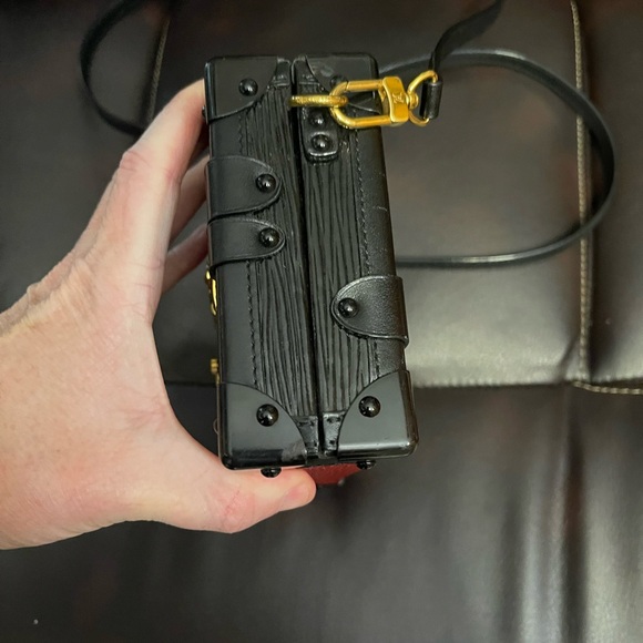 Louis Vuitton Petite Malle Hard Trunk Crossbody - Picture 3 of 13